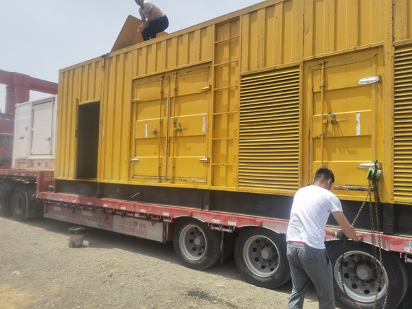 东兴除了负载情况和发动机维护,还有哪些因素会影响 200kw 柴油发电机的油耗?