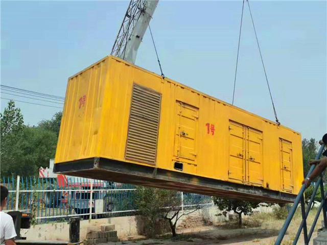 东兴300KW柴油发电机组油耗是多少？